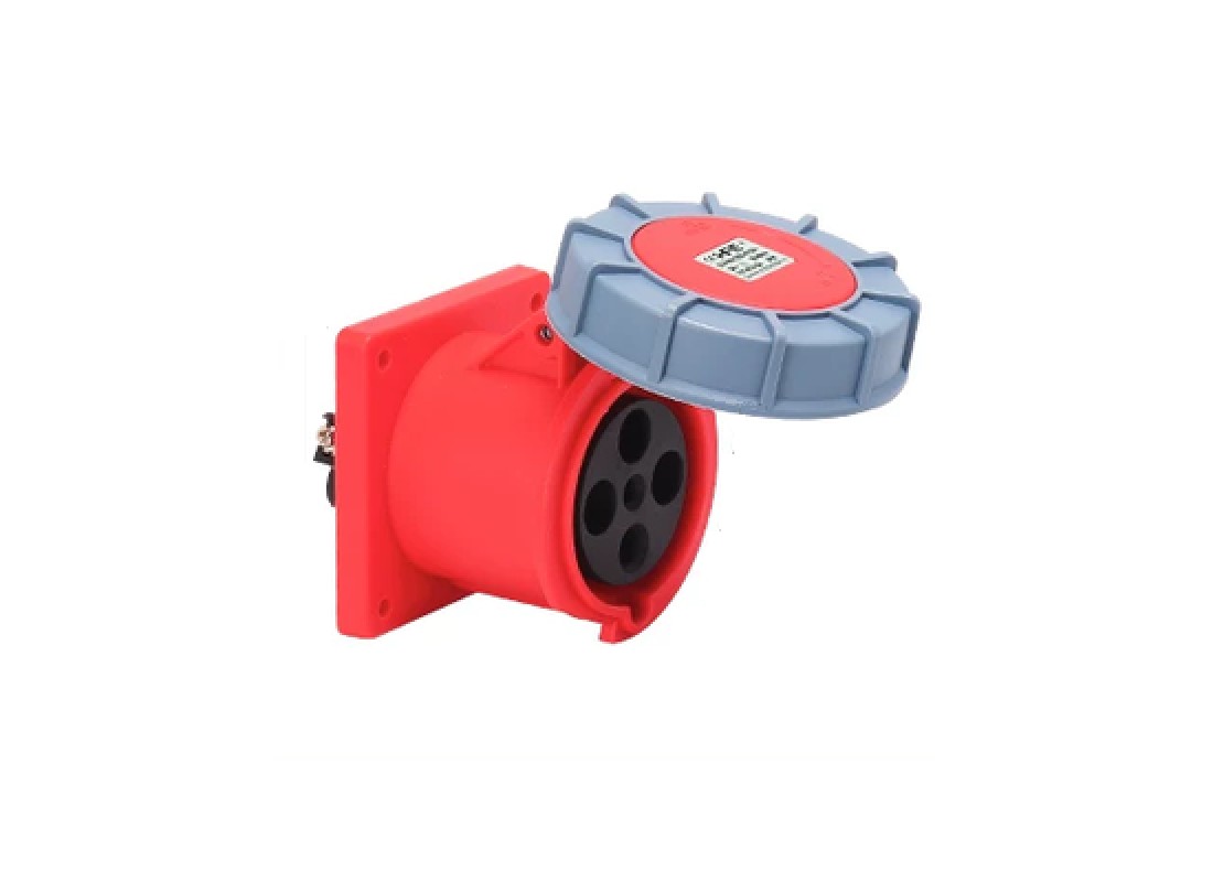 Pump power to main motor socket  4 core 32A